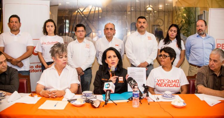 Denuncia Elvira Luna violencia de género en su contra de parte de un simpatizante de Morena