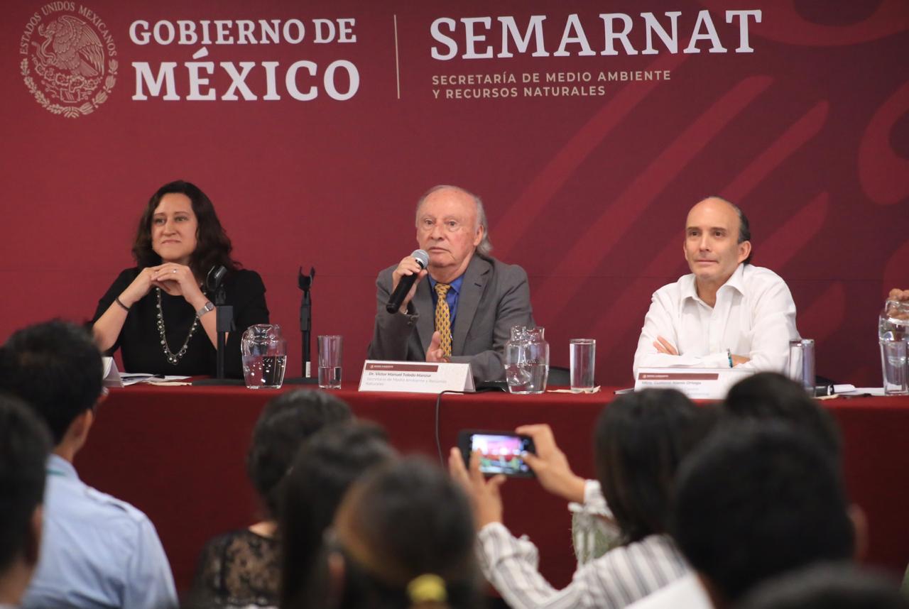 Titular de Semarnat pide a los jóvenes fortalecer su conciencia ecológica con conocimiento