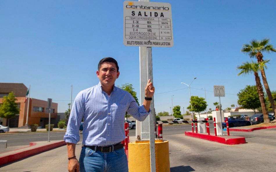 Ley de estacionamientos permitirá seguridad a los usuarios: Diego Echevarría