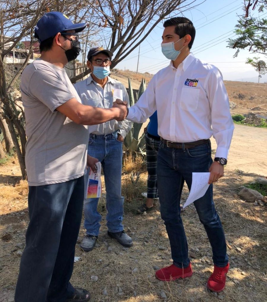 Realiza diputado Román Cota recorridos comunitarios en Tecate y zona este de Tijuana