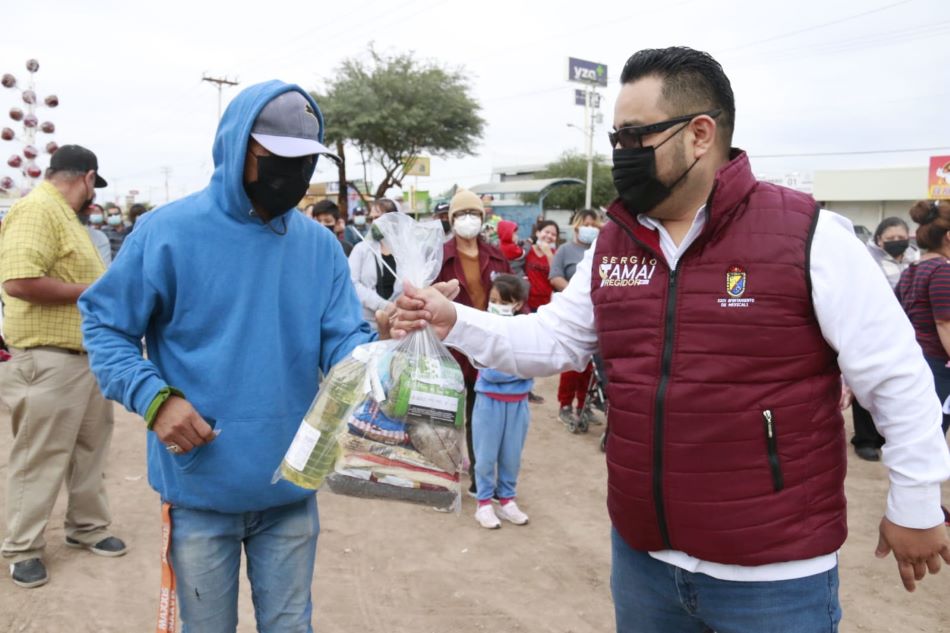 Presenta regidor Sergio Tamai, trabajo en apoyos sociales