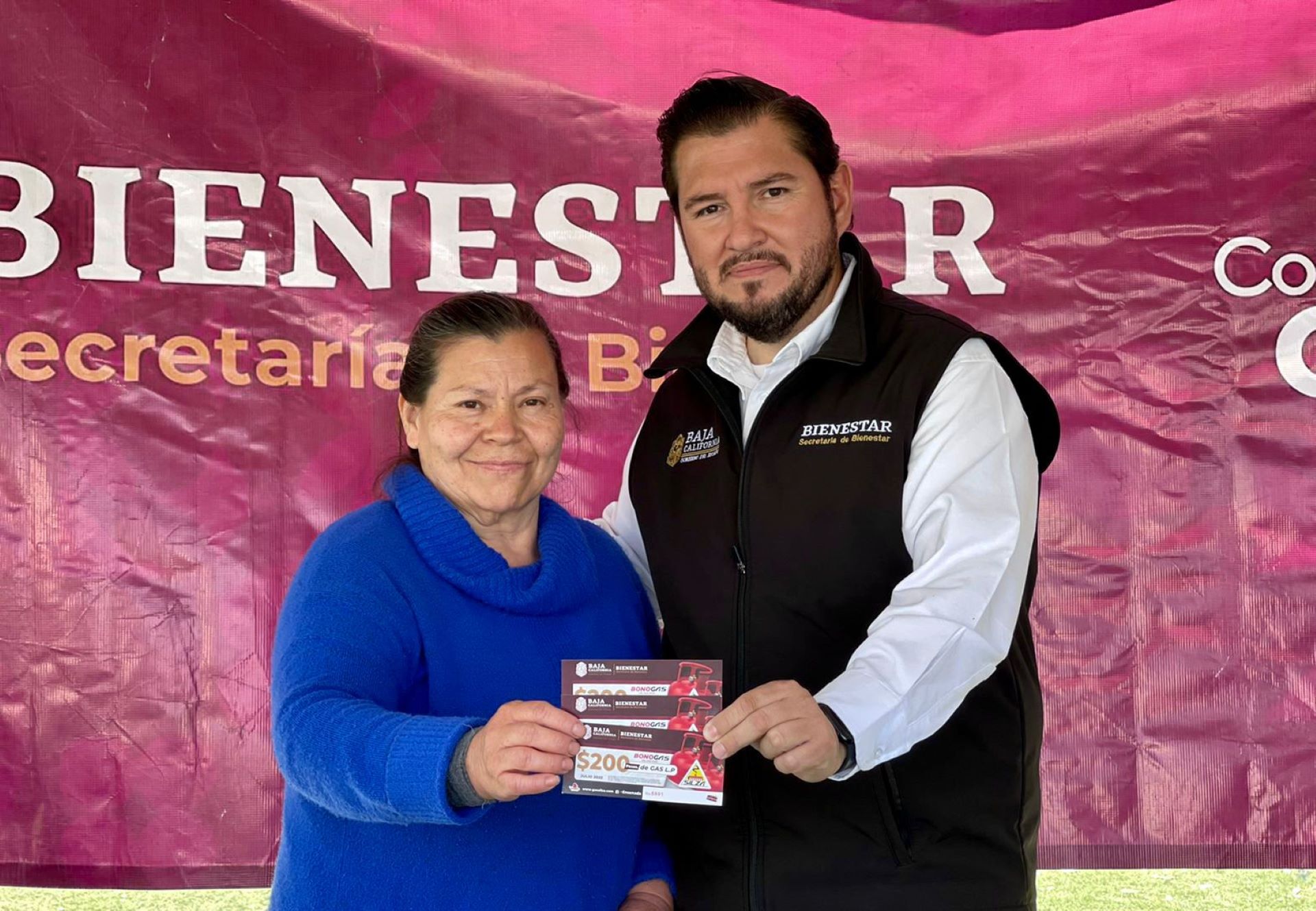 Distribuirá Bienestar más de cien mil vales de gas