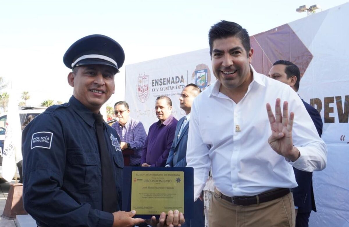 Reconoce Armando Ayala labor de elementos policíacos en Ensenada