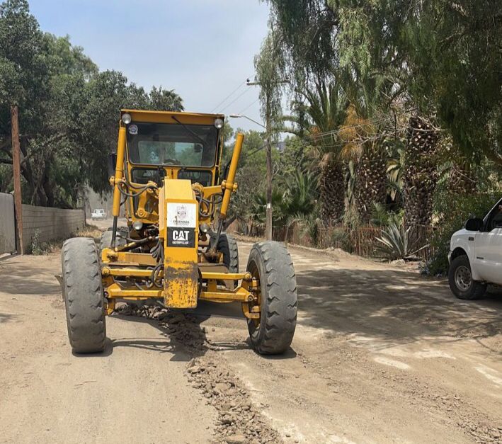 Rehabilita Gobierno de Ensenada 30 kilómetros de caminos de terracería