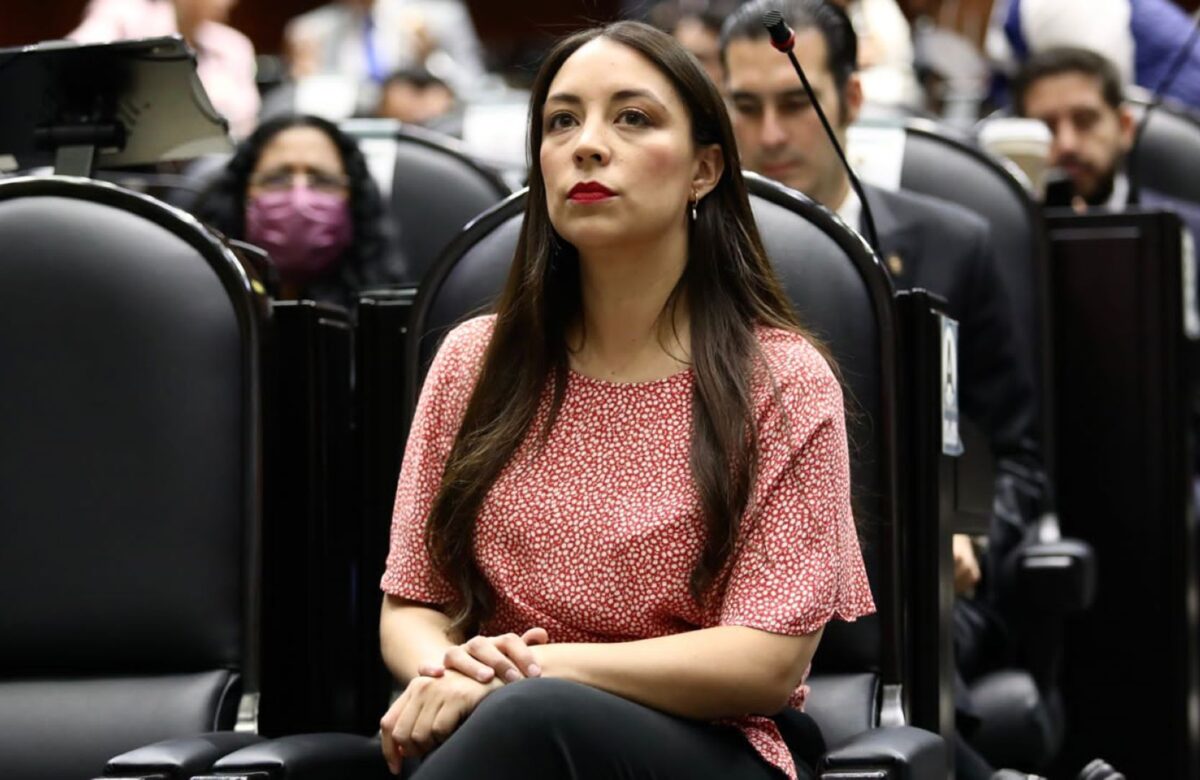 Sustituye Julieta Ramírez a Alito Moreno en la Sesión de Gobernación