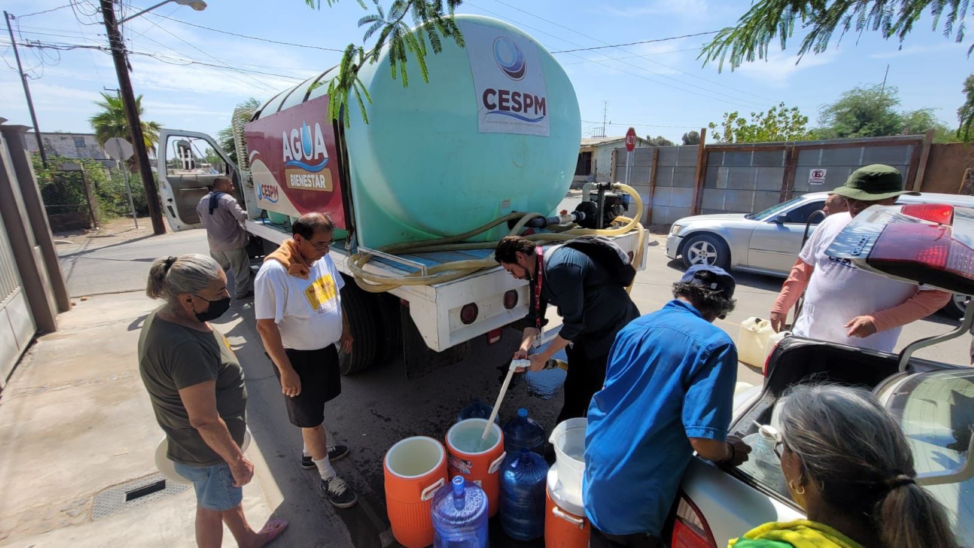 Lleva CESPM agua purificada a Villas del Colorado