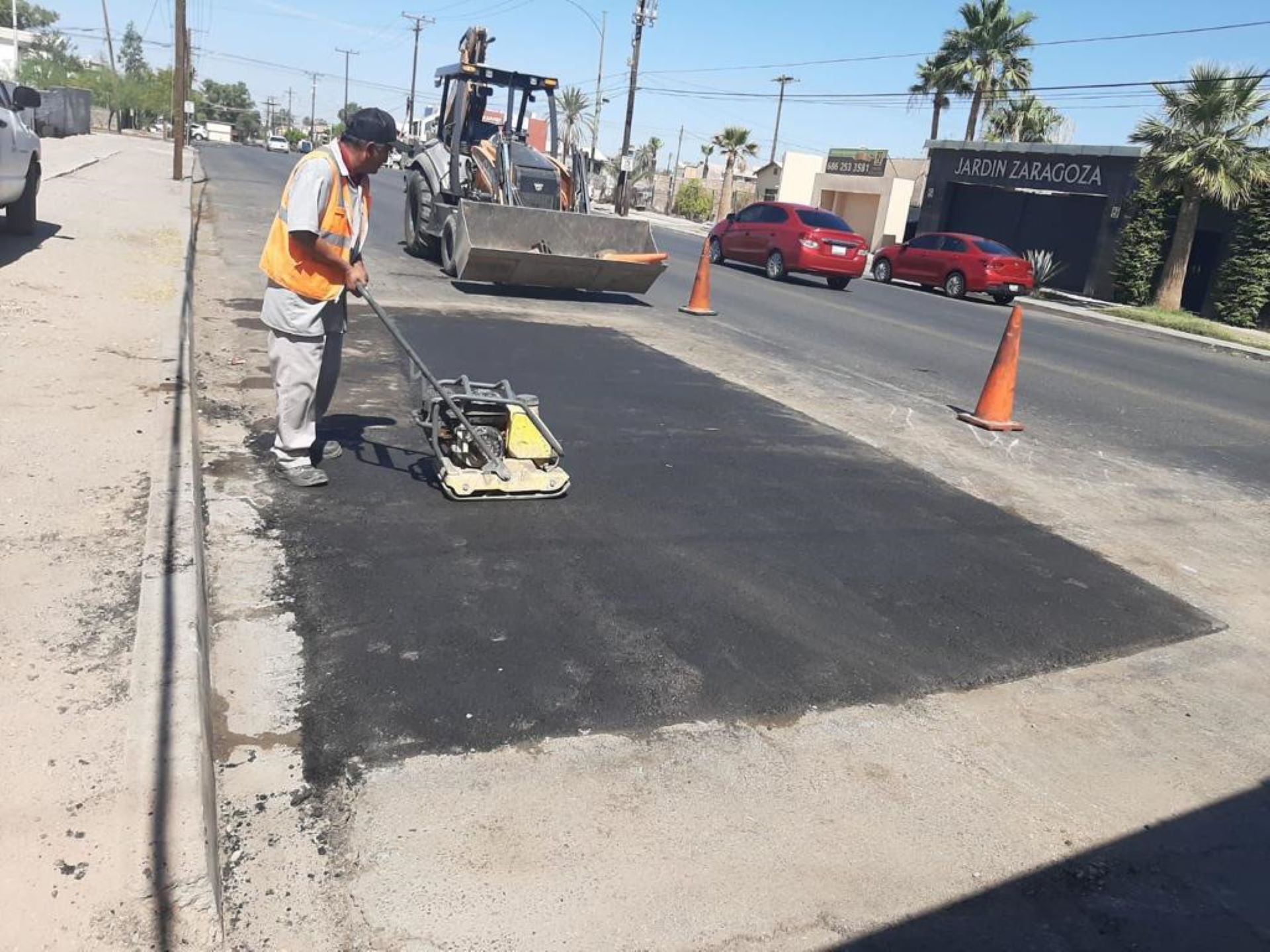 Continúa CESPM con acciones de bacheo en Mexicali