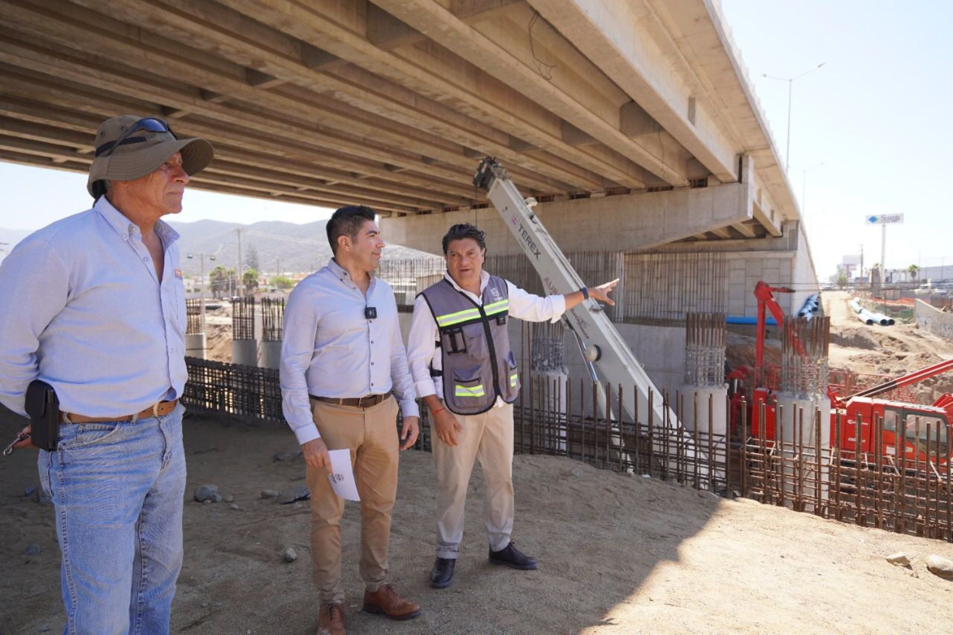 Realiza Armando Ayala visita de supervisión en obras de Nodo El Gallo