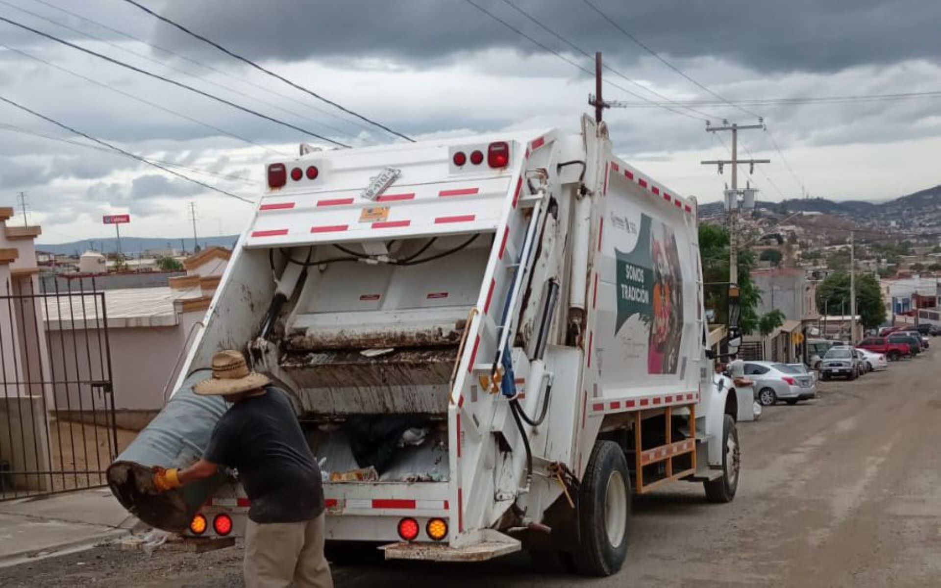 Por alcanzar Gobierno de Ensenada las 400 mil toneladas de basura recolectadas: AAR