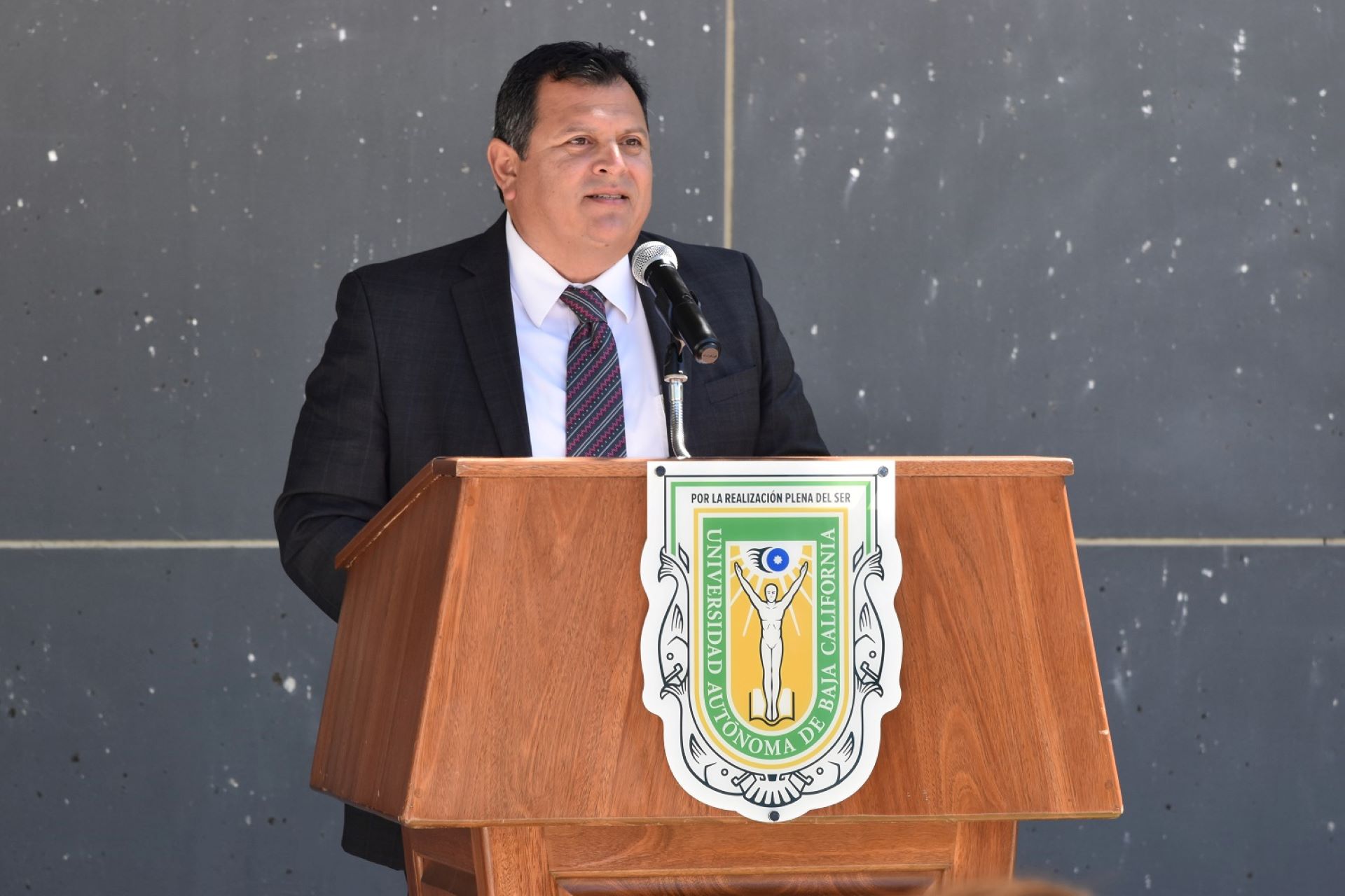 Inauguran edificio en la Facultad de Humanidades  y Ciencias Sociales de la UABC