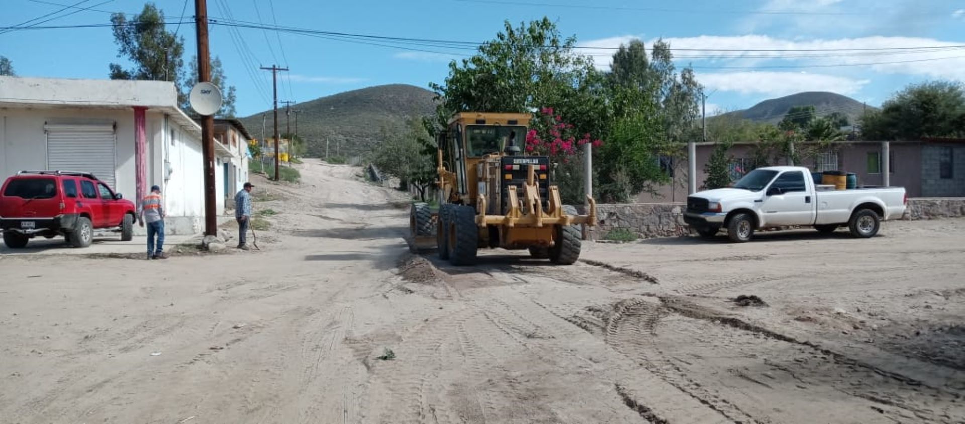 Rehabilita Gobierno de Ensenada 52 kilómetros de terracerías en Valle de la Trinidad