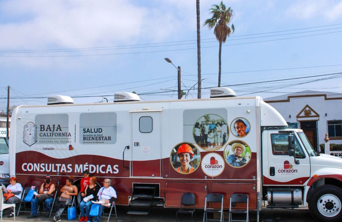 Llegan centros de salud móviles a colonia Lázaro Cárdenas
