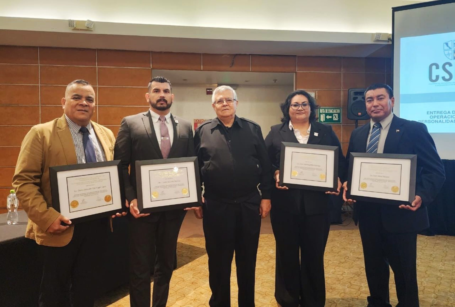 Recibe personal de SSCBC certificación en análisis de riesgo para protección de personas