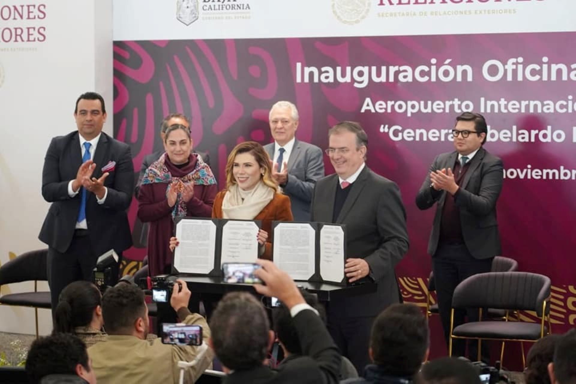 Reconoce Armando Ayala beneficio de la nueva Oficina de Pasaportes en el Aeropuerto Internacional de Tijuana