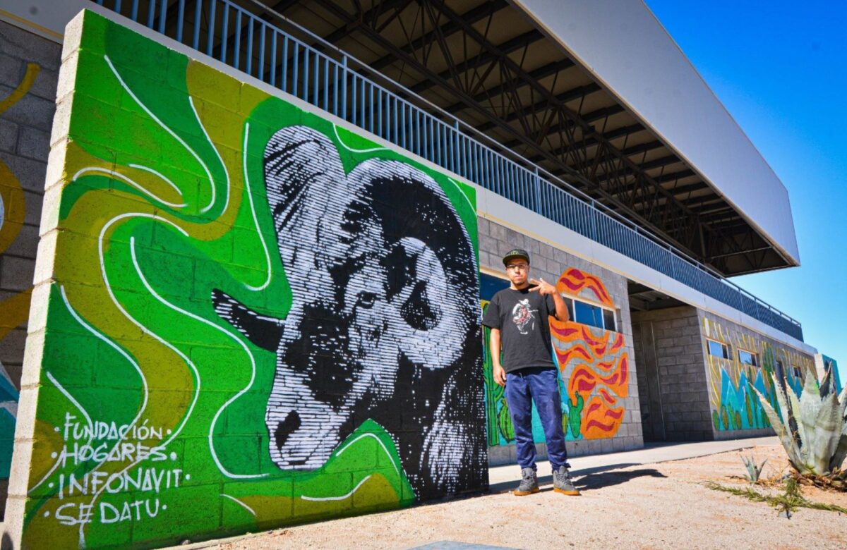 Muestran su talento jóvenes del albergue Mexicali con mural en Polideportivo