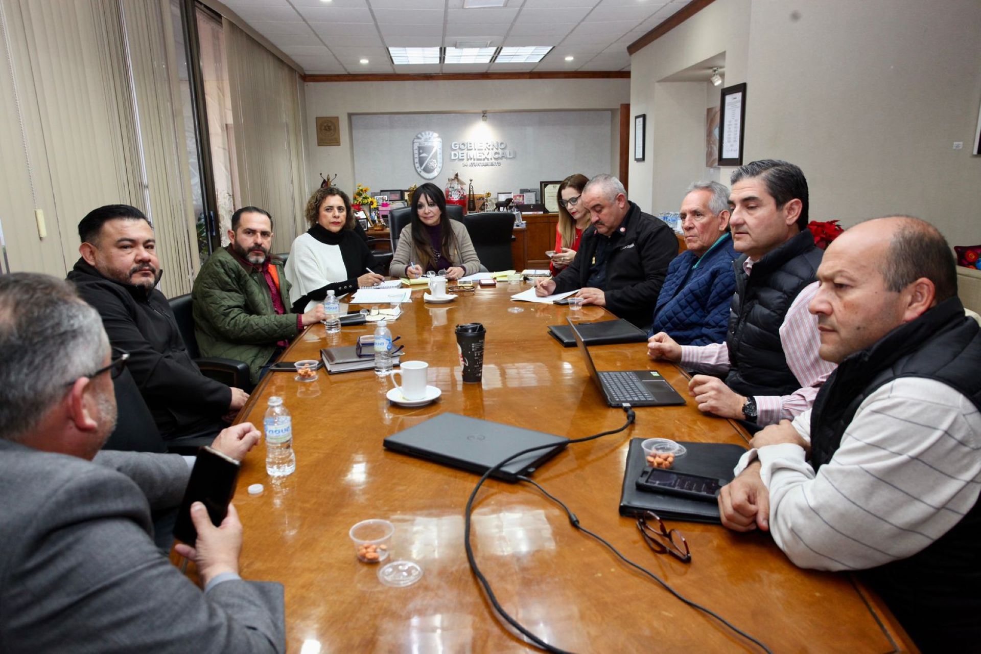 Convoca alcaldesa de Mexicali mesa de trabajo para mejorar la calidad del aire