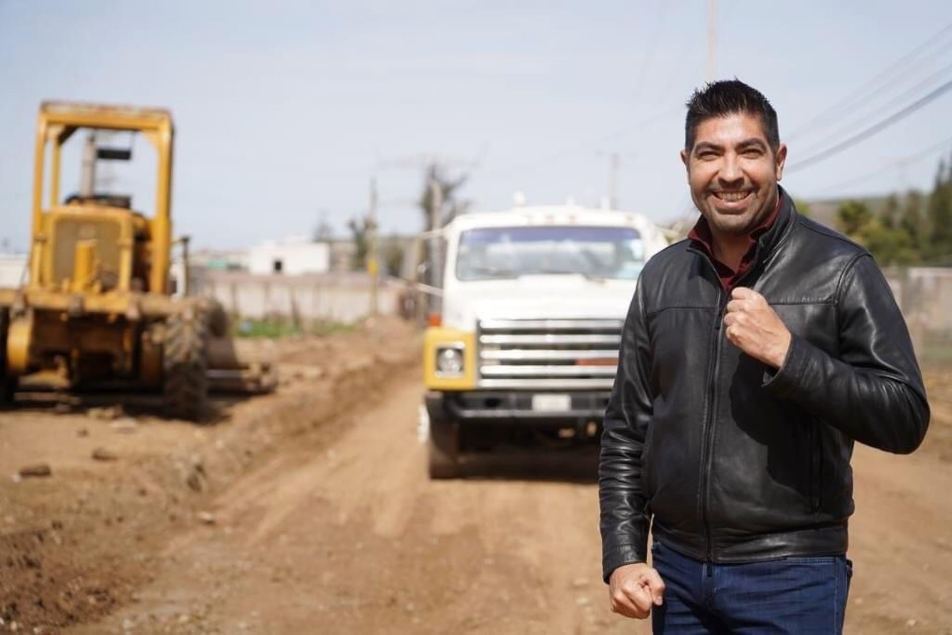 En ejecución nueve de 12 obras con recursos federales de la regularización de autos chocolate: Armando Ayala