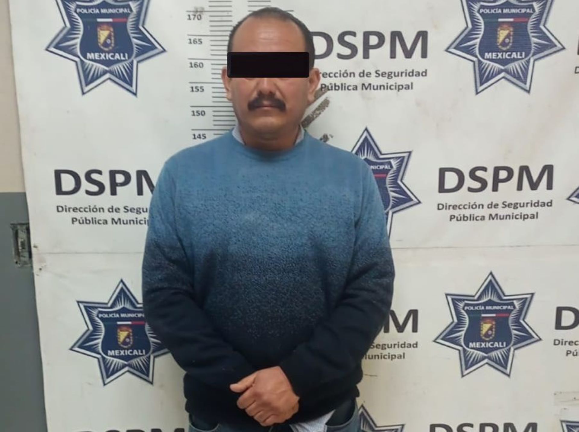 Policía Municipal detiene a hombre por corrupción de menores