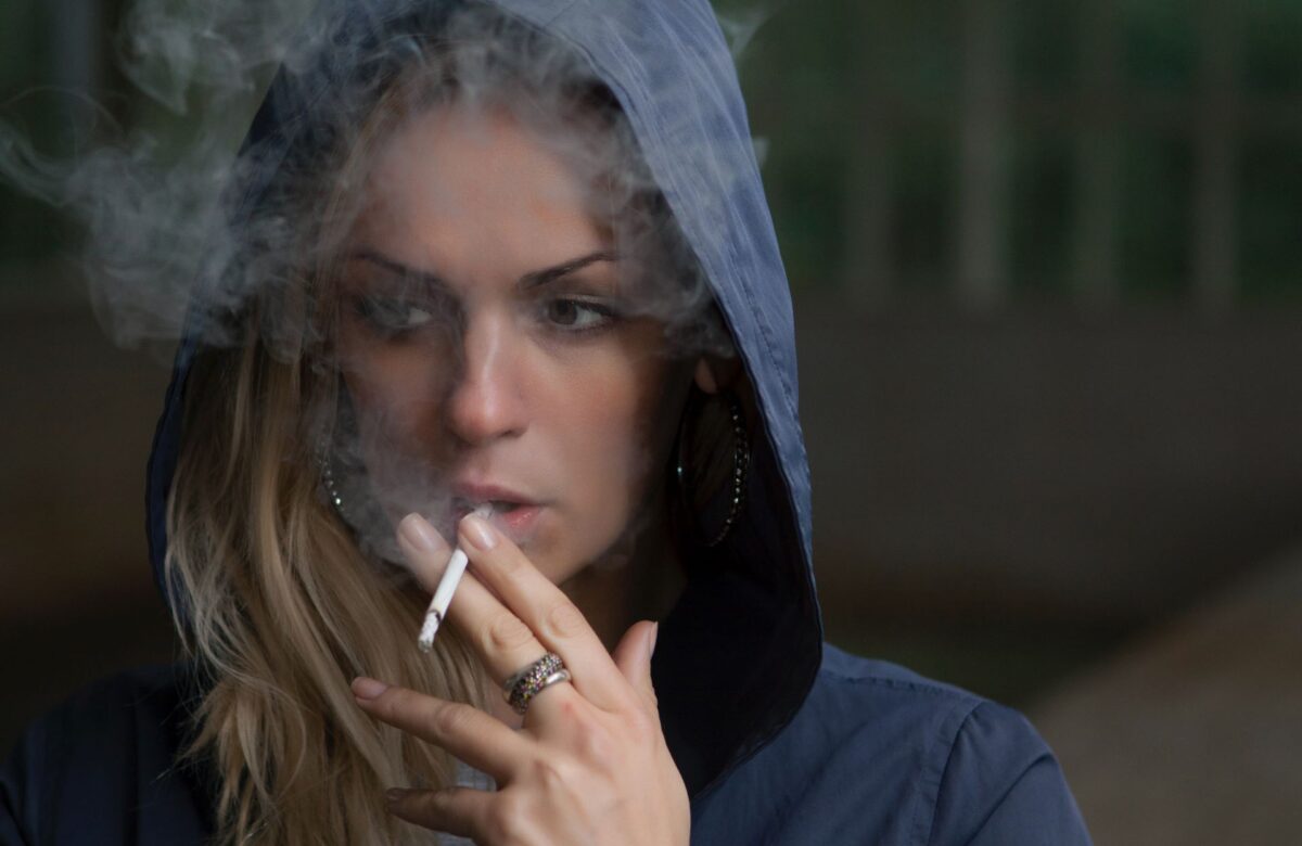 Humo del tabaco afecta salud de niñas y niños; propensos a enfermedades respiratorias: IMSS BC