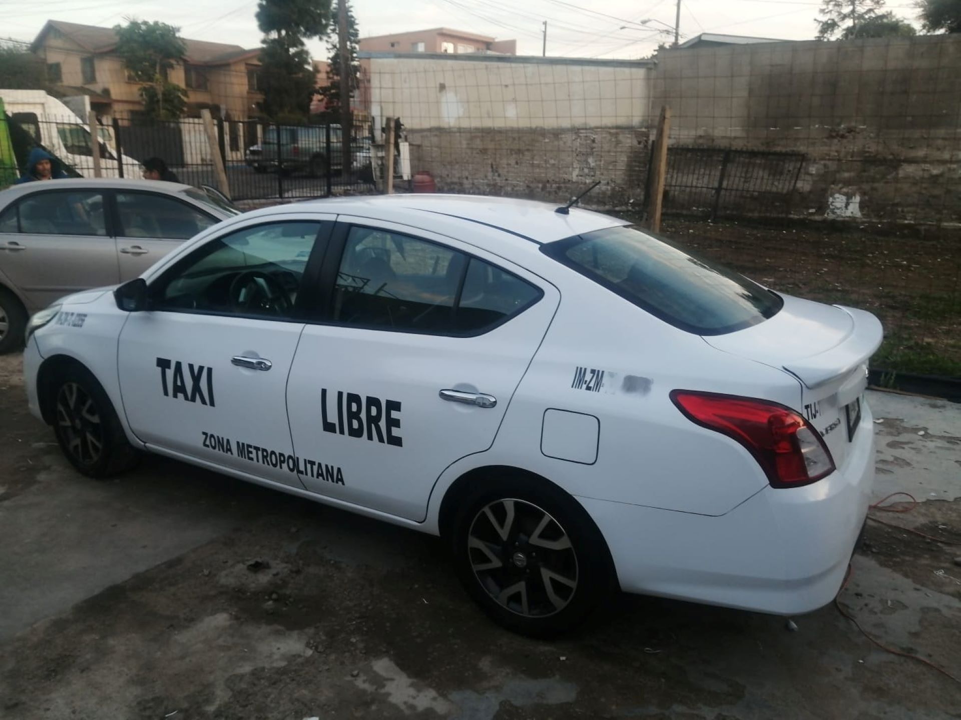 Advierte IMOS que permisos de taxi libre metropolitano son intransferibles