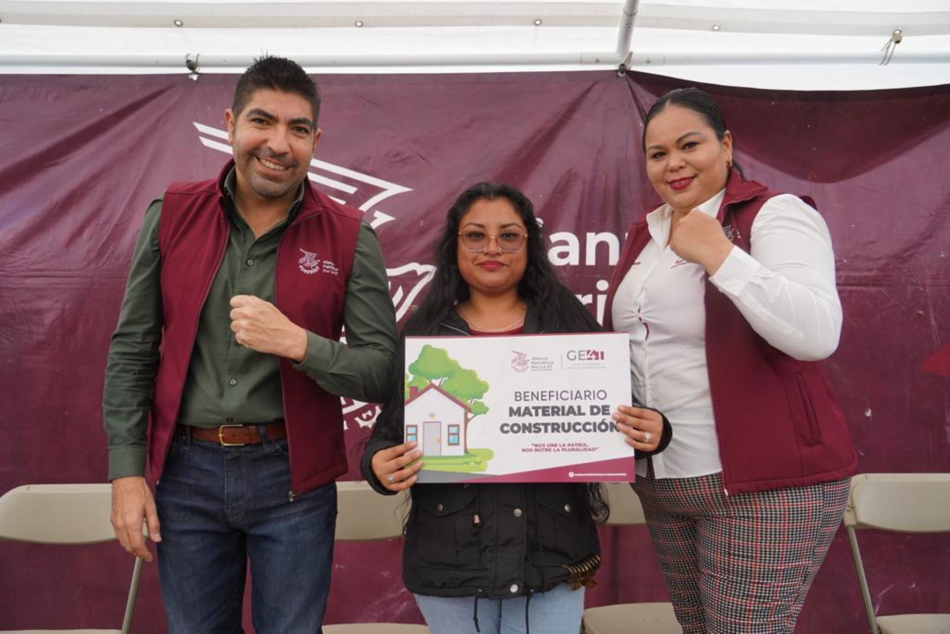 Brinda apoyos Armando Ayala de Alianza Patriótica a 43 colonias de Tijuana.