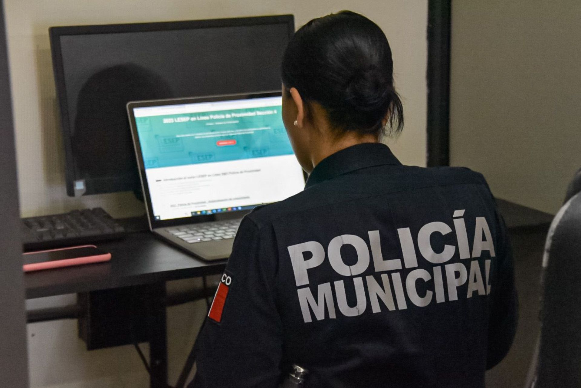 DSPM recibe curso de policía de proximidad