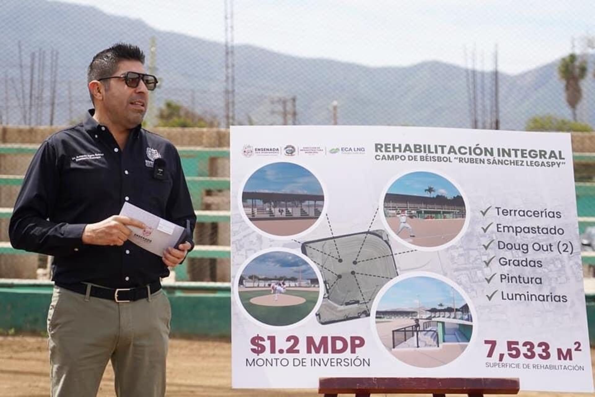 Abril será el mes de la inversión en obra deportiva en Ensenada: Armando Ayala