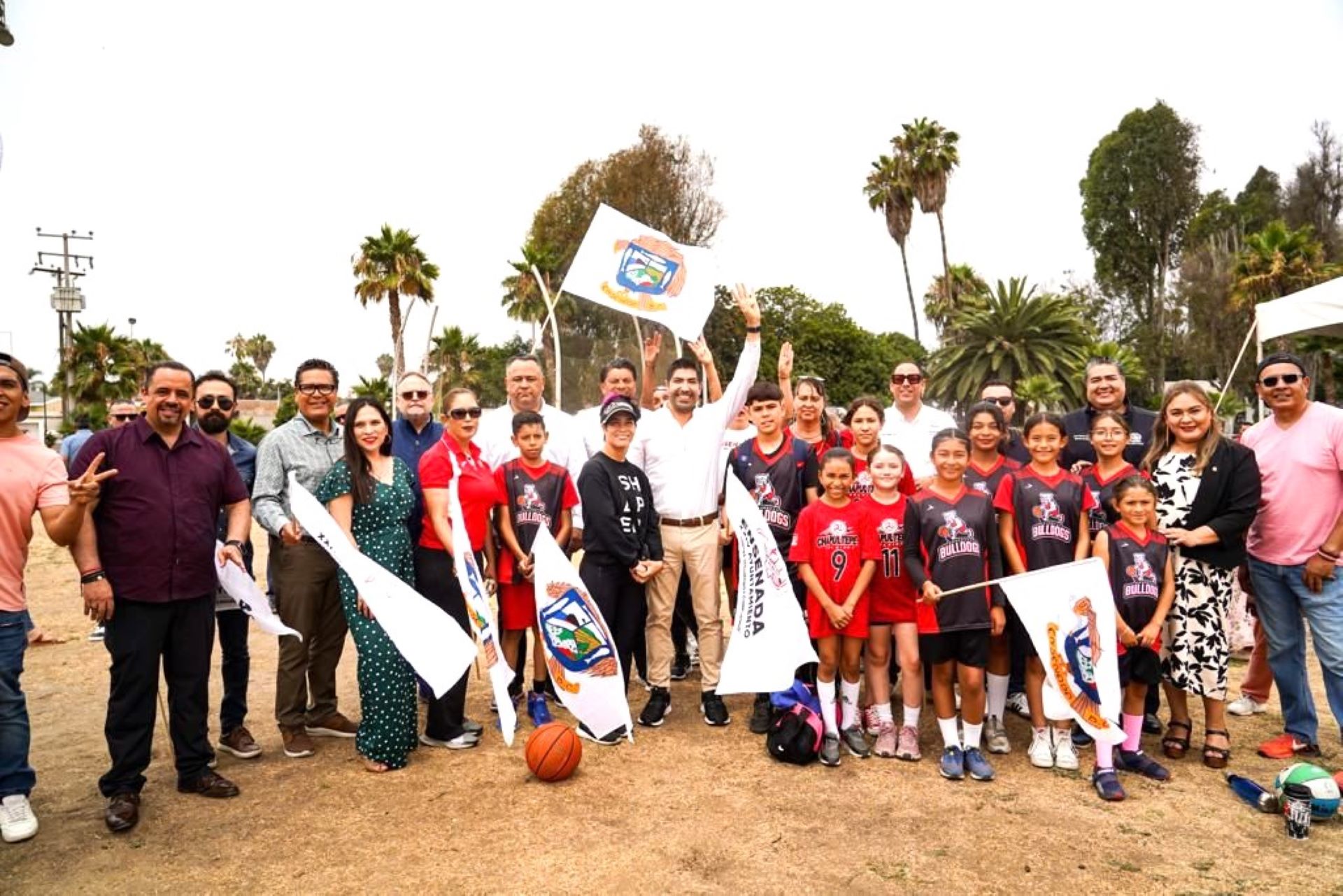 Arrancan Gobierno de Ensenada y ECA LNG empastado de canchas de futbol; inversión de 4.9 MDP