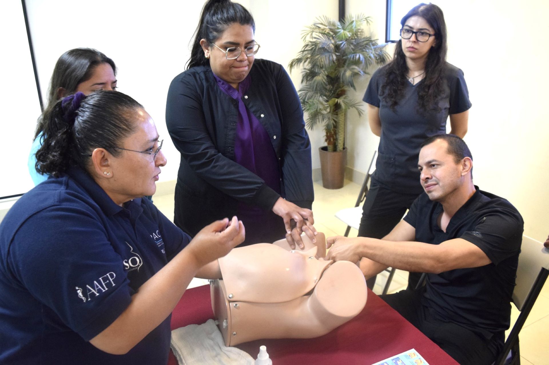 Recibe personal del HMIM entrenamiento en soporte vital avanzado en obstetricia