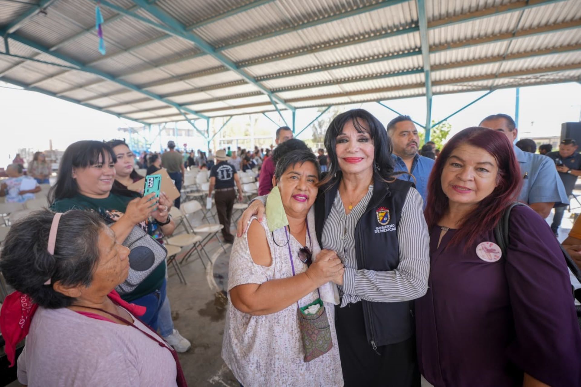 Encabeza Norma Bustamante la jornada “DIF a Domicilio” en el Valle de Mexicali