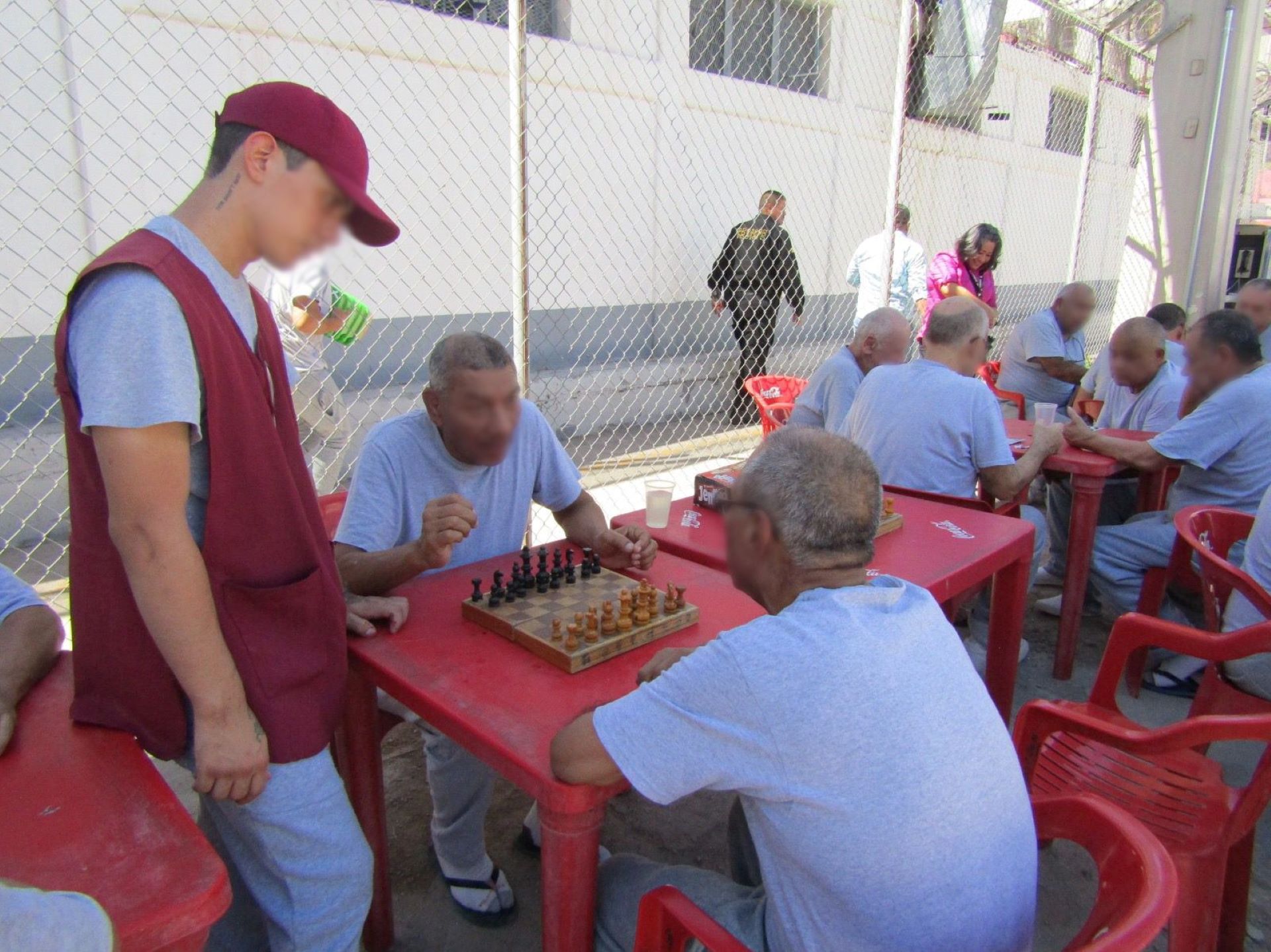 Celebra Cesispe a personas mayores privadas de la libertad del Centro Penitenciario de Mexicali