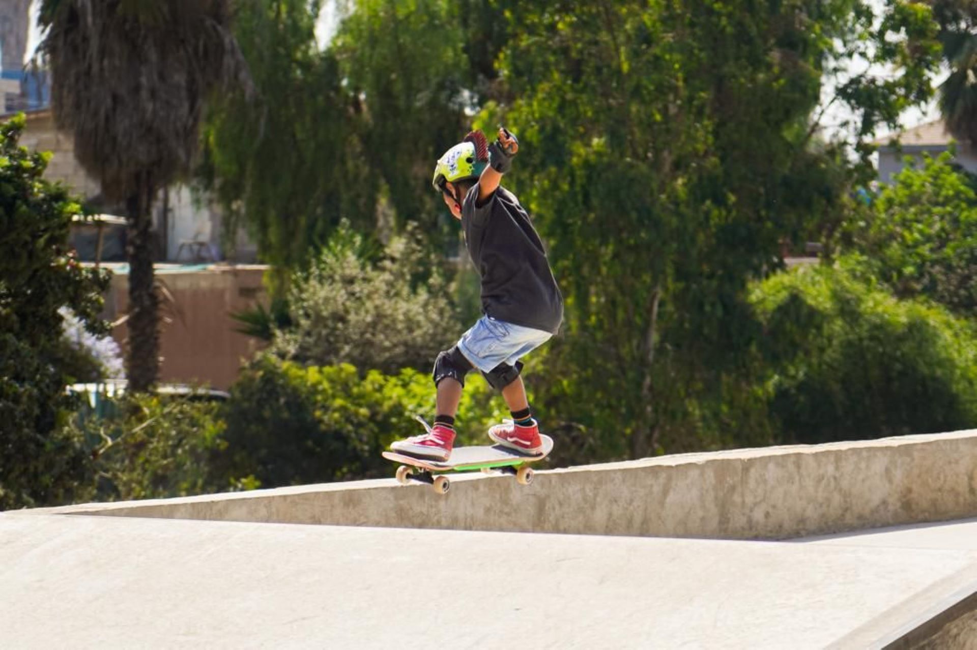 Inaugura Armando Ayala Centro de Desarrollo Comunitario y skatepark de la Popular 1989