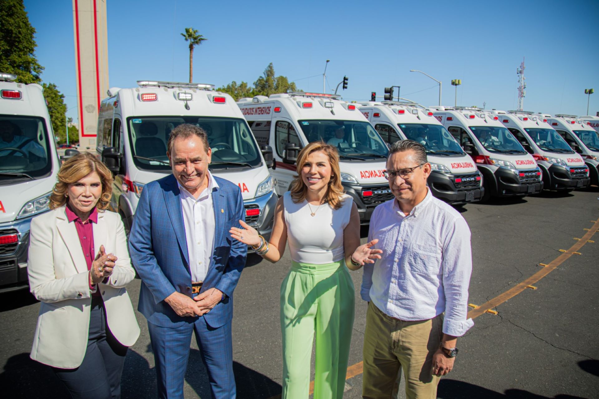 Entregan Marina del Pilar y Beneficencia Pública 12 ambulancias totalmente equipadas