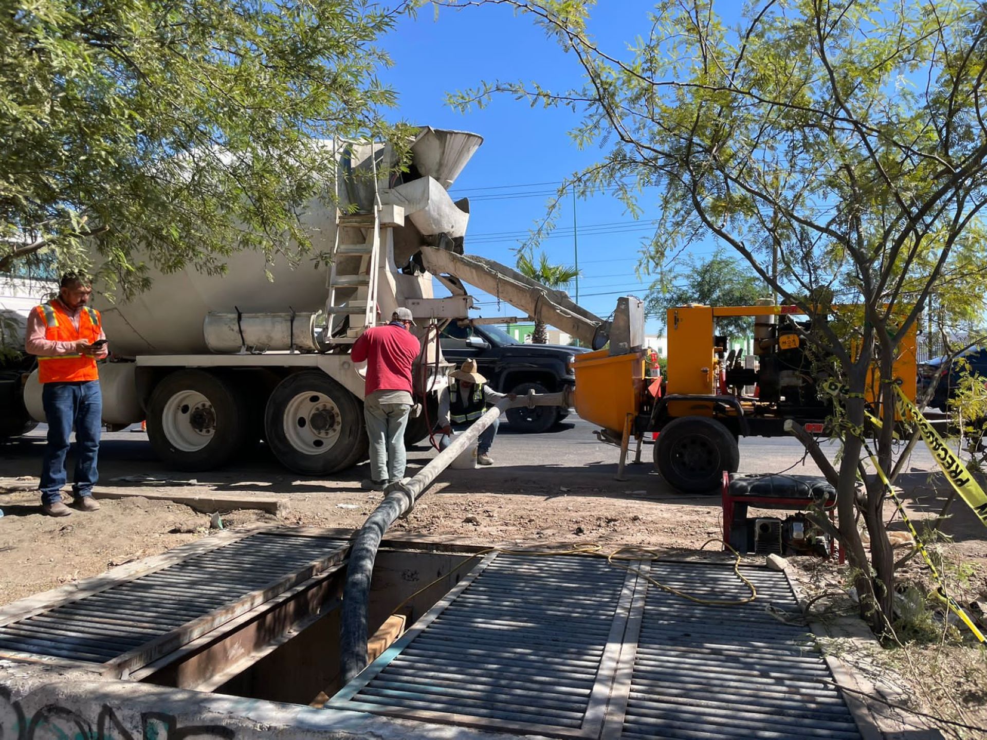 Finalizan trabajos de encamisado de línea de drenaje pluvial en carretera Mexicali-San Felipe