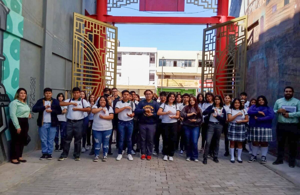 Realizan paseo turístico a La Chinesca alumnado de Conalep Mexicali I