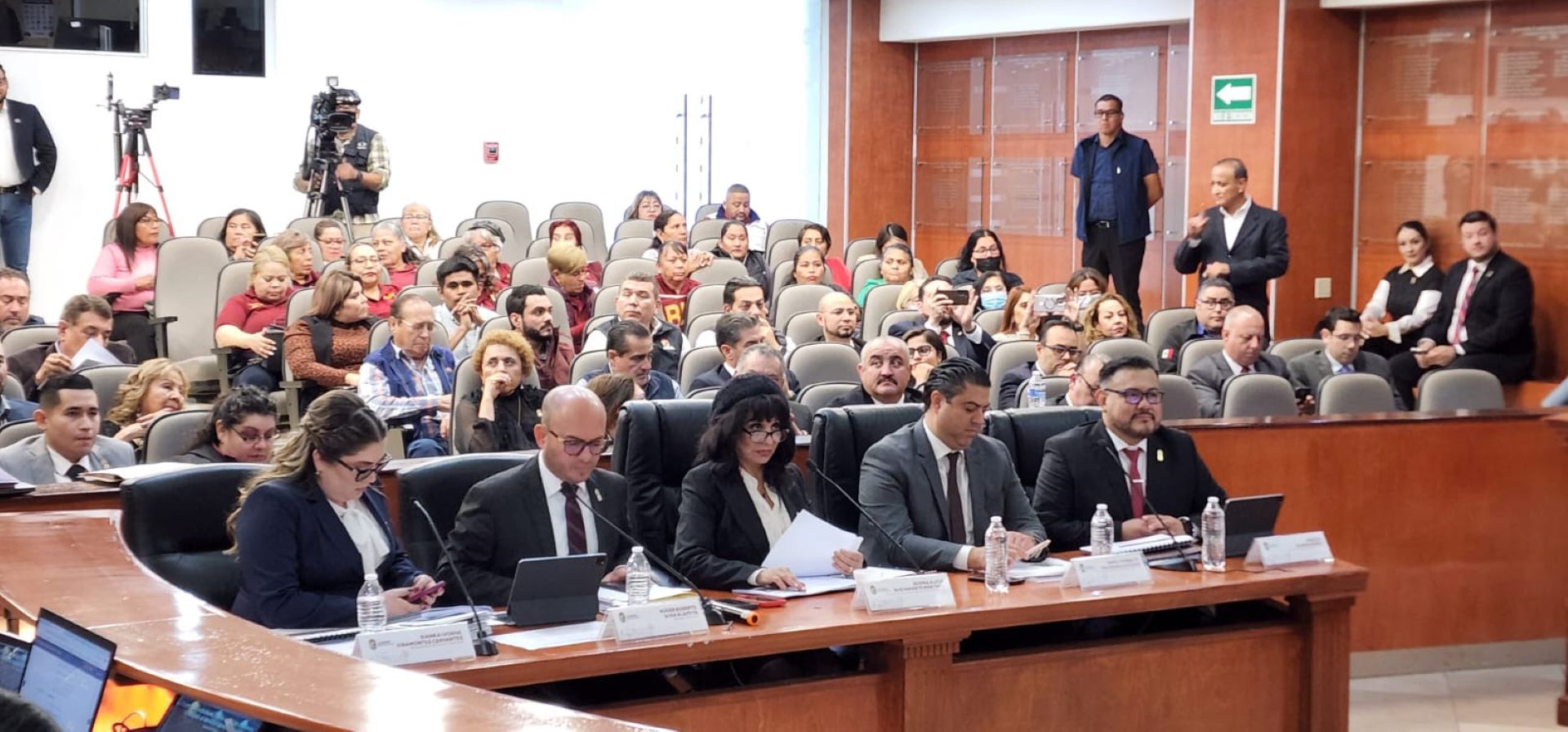 Presenta alcaldesa de Mexicali pronóstico de ingresos 2024 ante Comisión de Hacienda