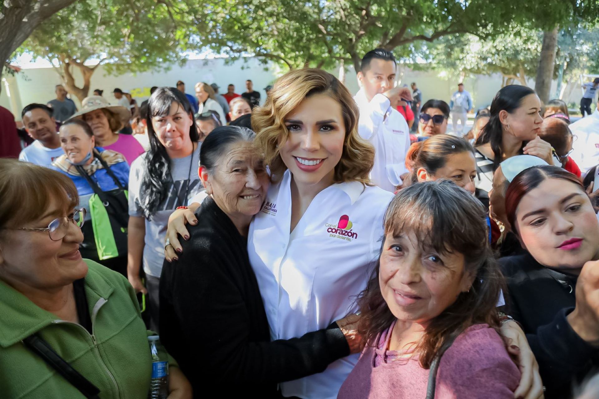 Atiende Marina del Pilar a residentes de Zona Este de Tijuana