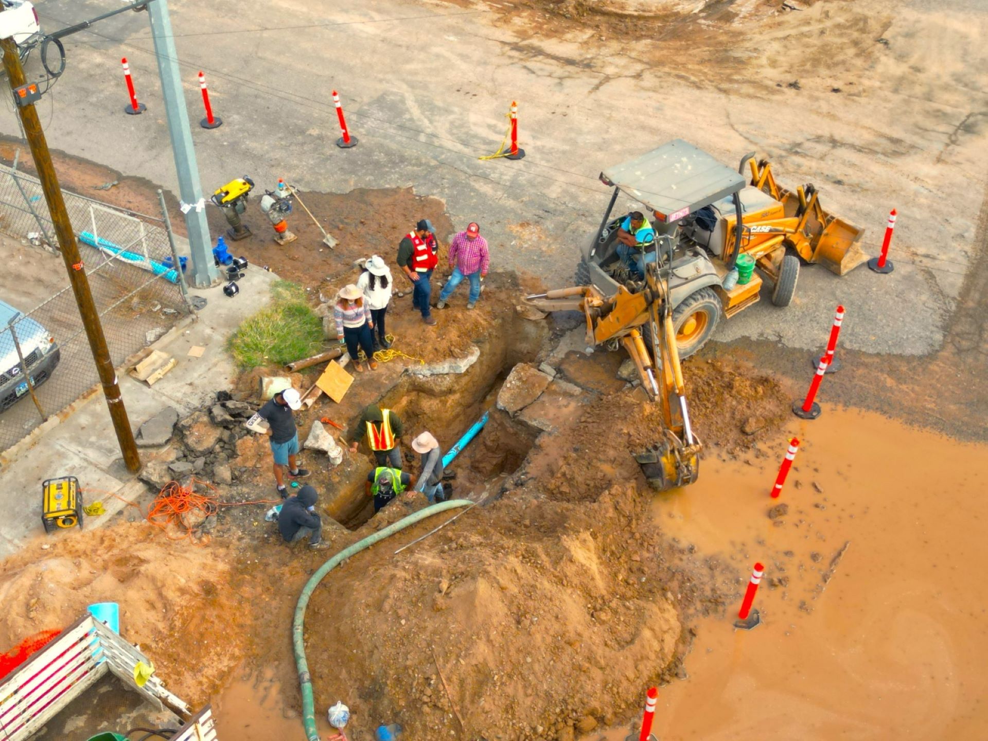 Implementa CESPM trabajos en línea de agua potable en colonia Independencia