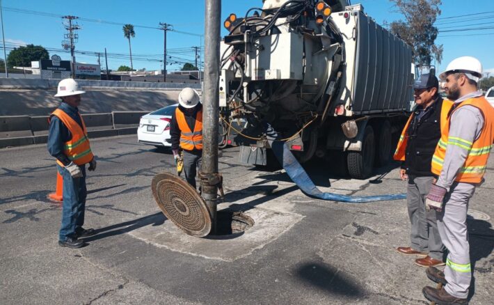Continúa CESPM con acciones de mantenimiento en Mexicali