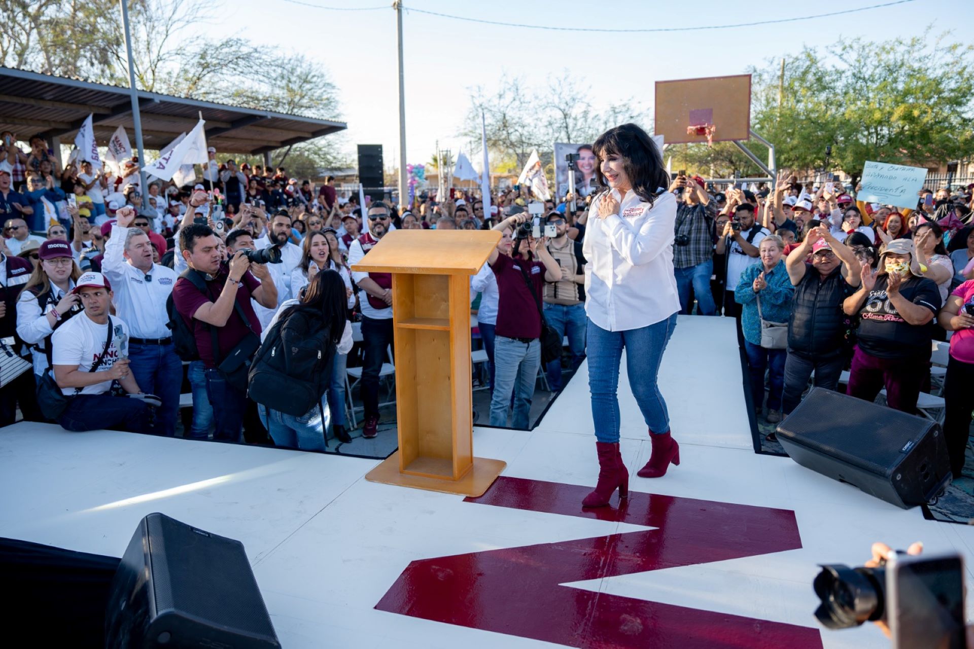 Invierte Norma Bustamante casi 4 mil MDP en equipamiento para la Policía Municipal