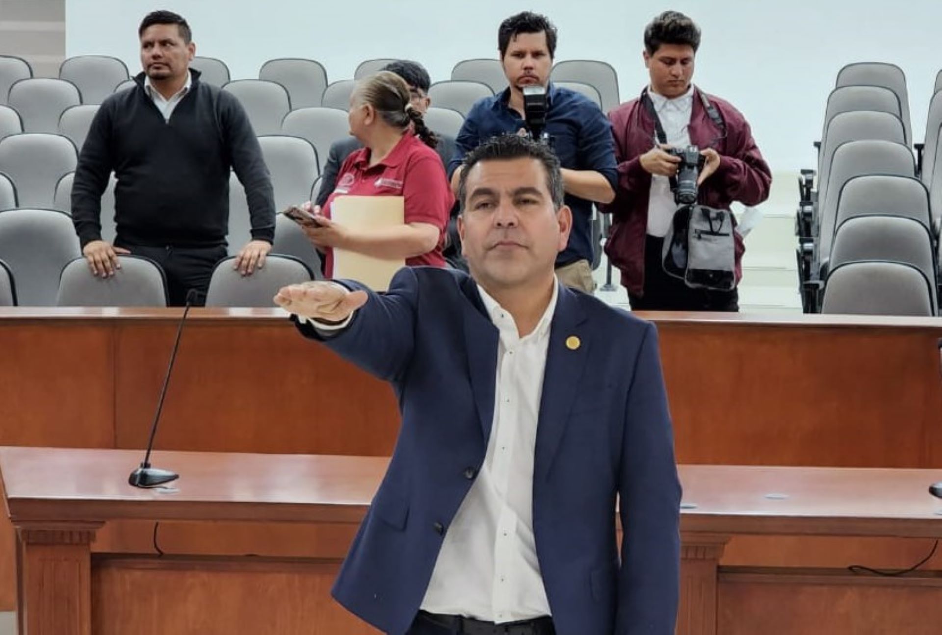 Congreso BC toma protesta a Erwin Areizaga como regidor suplente del Ayuntamiento de Tijuana