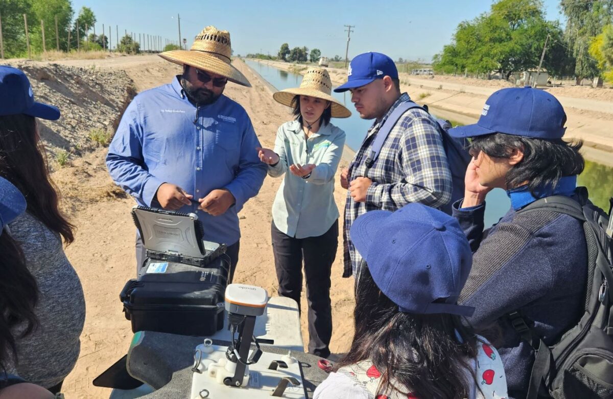 Colaboran UABC y REC en taller sobre medición de flujos en canales