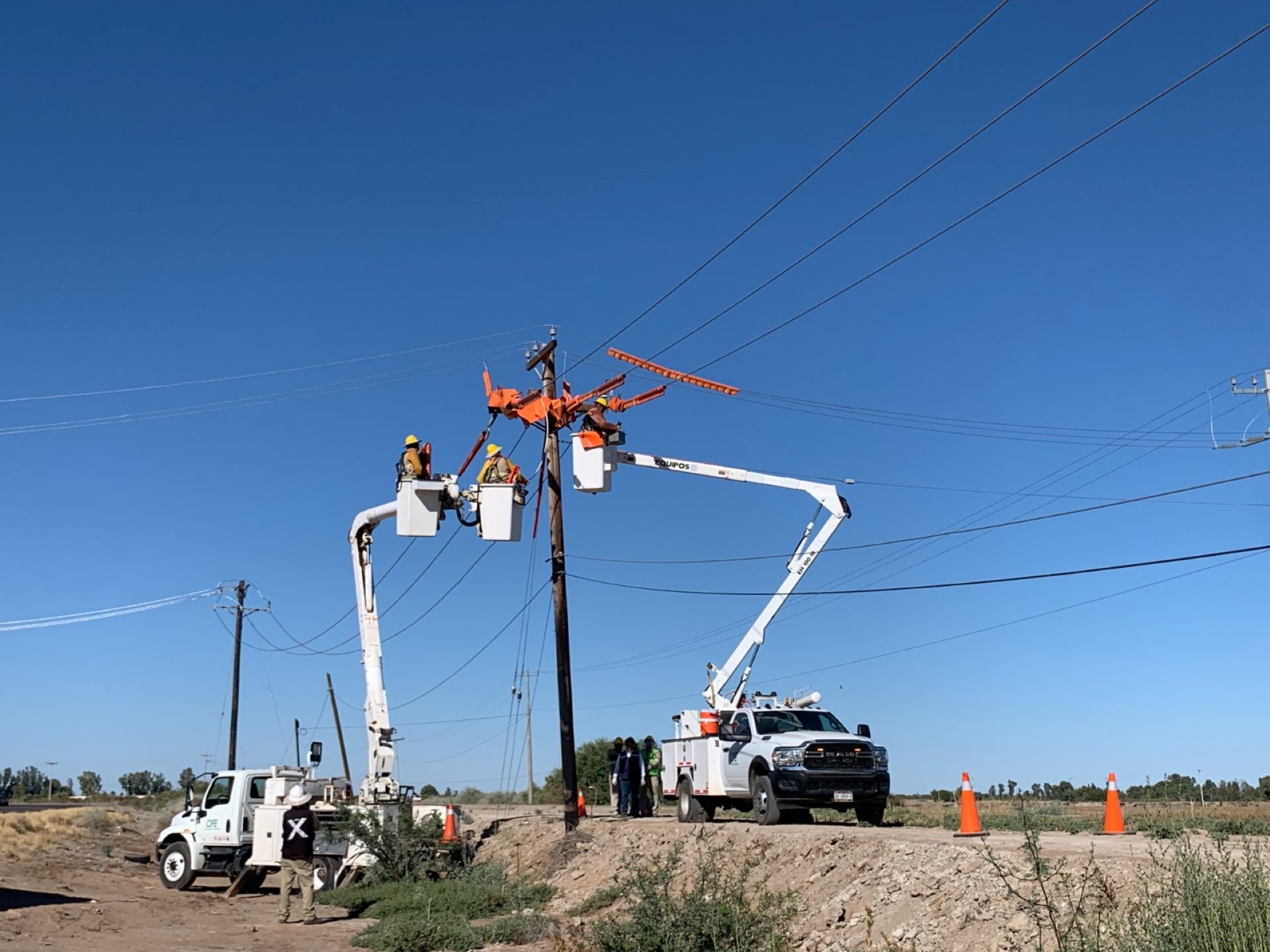 Refuerza CFE infraestructura en el Valle de Mexicali para reducir al máximo las “bajas” de energía