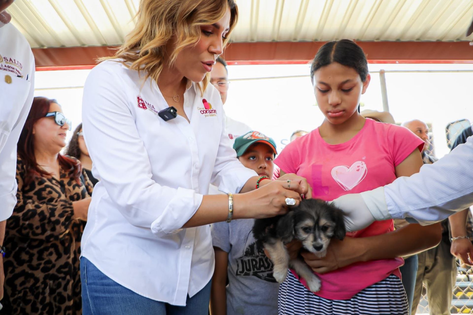 Encabeza gobernadora Marina del Pilar jornada gratuita de salud y prevención de rickettsia en zona Este de Tijuana