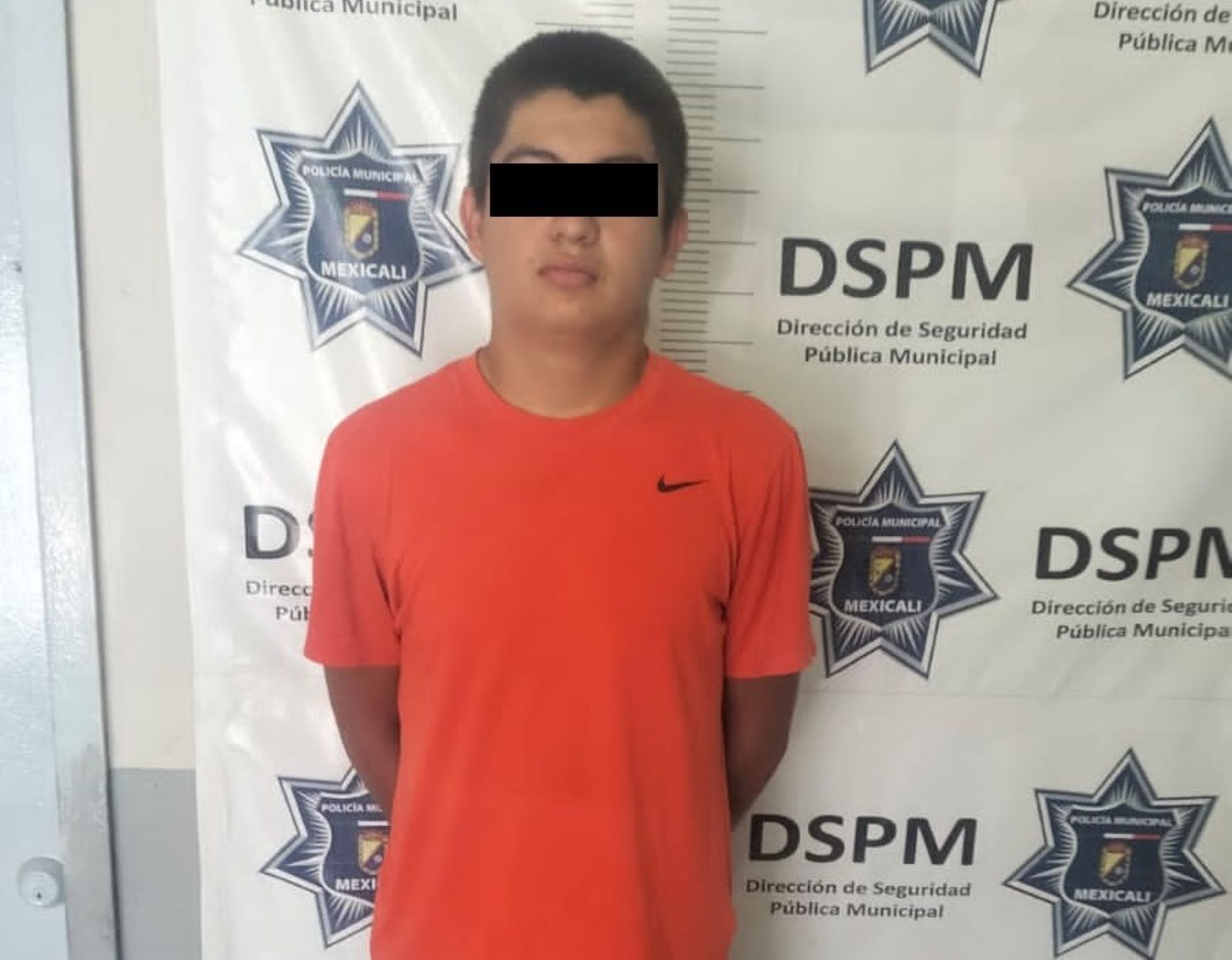 En operativo “Mexicali Seguro” DSPM detiene a presunto homicida con arma de fuego y mil dosis de metanfetamina