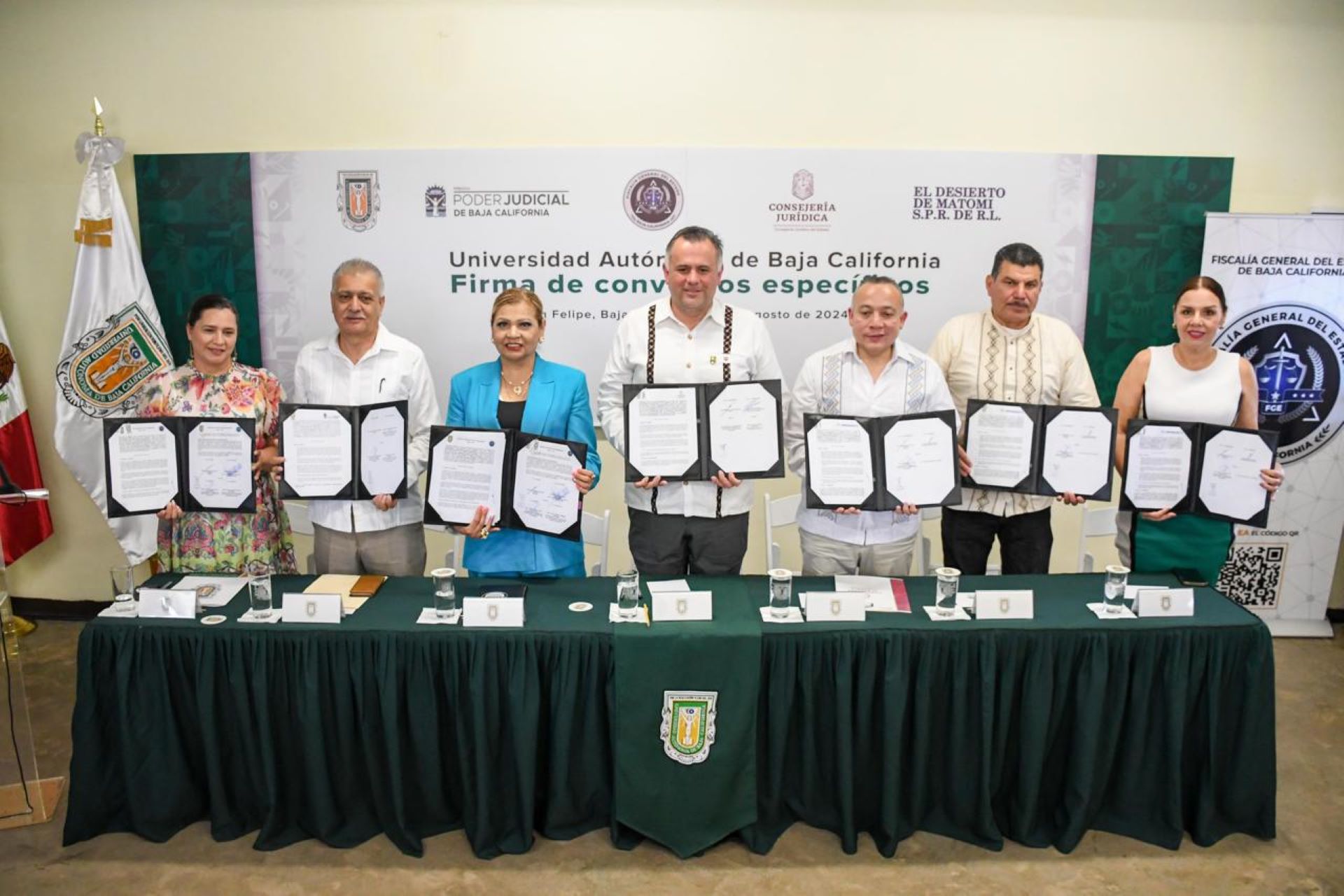 Firma fiscal Ma. Elena Andrade Ramírez convenio con la UABC