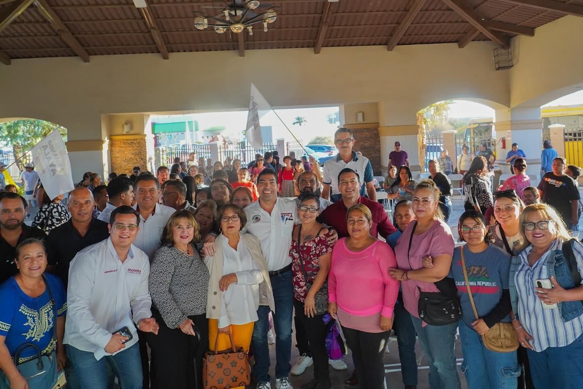 Refrenda Senador Armando Ayala respaldo al magisterio