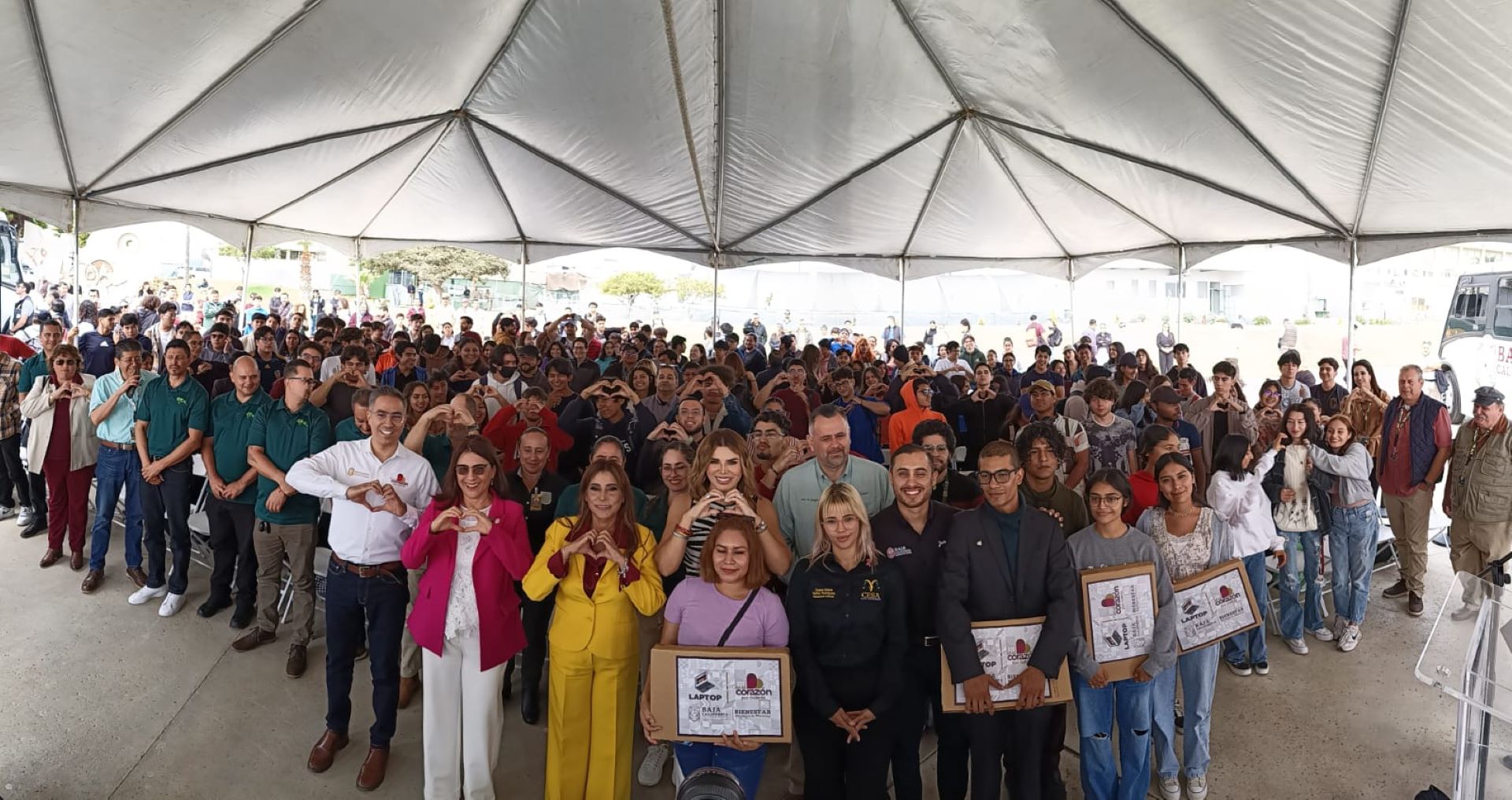 Ruta de Transporte Escolar COMUNDER beneficiará a las y los estudiantes de la UABC