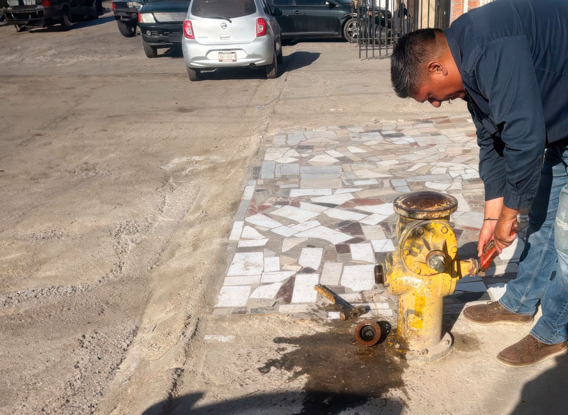 Continúa CESPM programa de mantenimiento de hidrantes