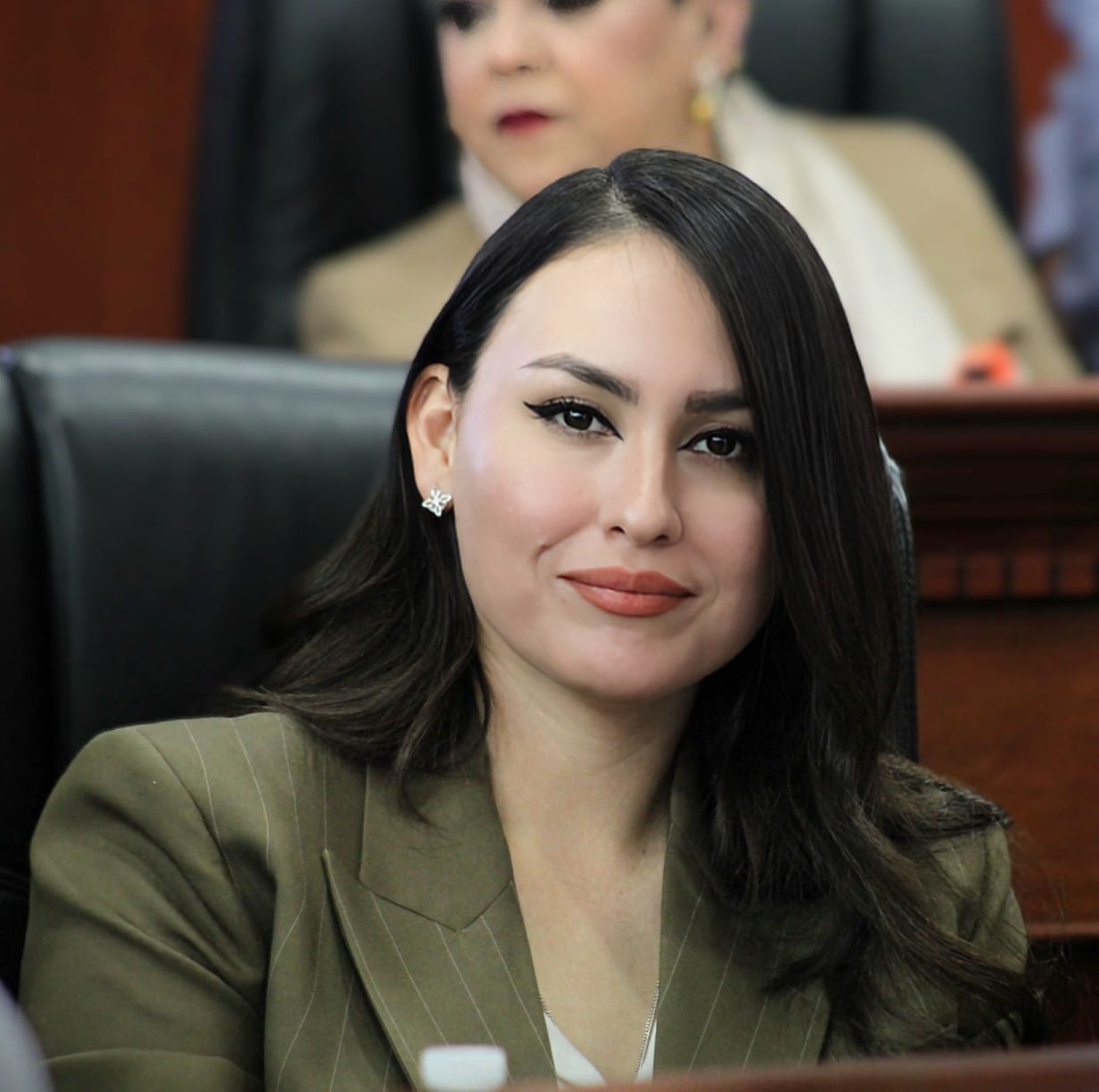 Diputada Yohana Gilvaja insta a municipios a asumir su deuda con Issstecali y propone ajustes presupuestales